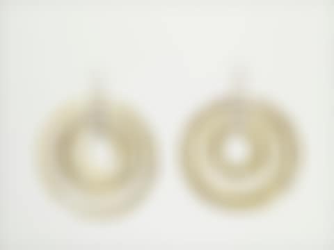 Pair of earrings (preview)