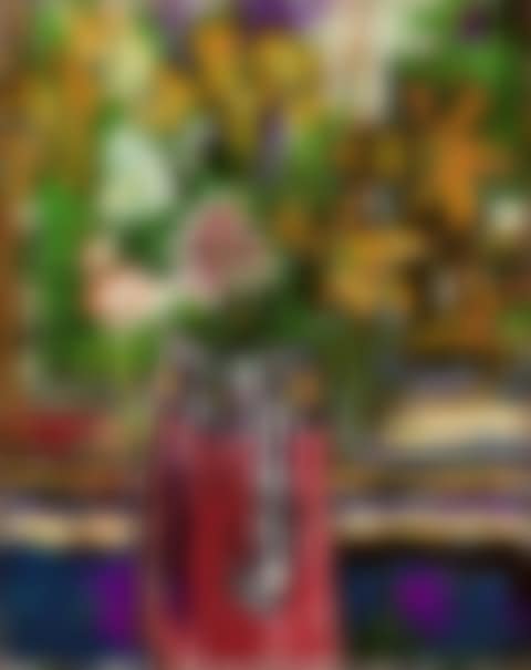 Flowers in a vase (preview)