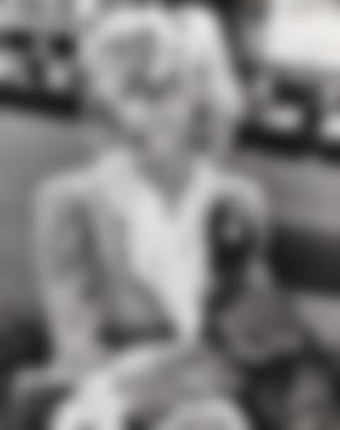 Woman with veil, San Francisco (preview)
