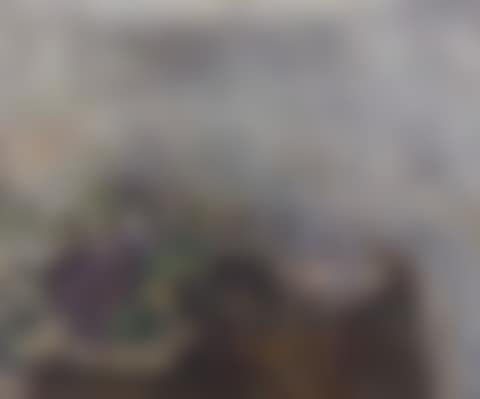 Bodegón con violetas (preview)