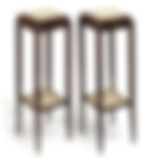 Pair Of Stands (preview)