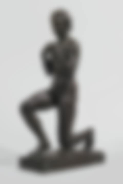 KNIENDE (KNEELING) (preview)