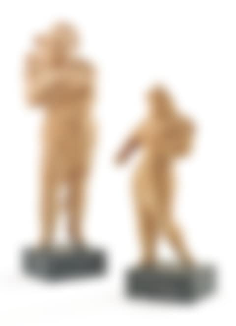 Standing figures (preview)