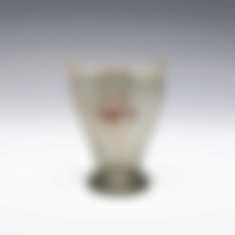 LION AND FLEUR DE LIS VASE (preview)