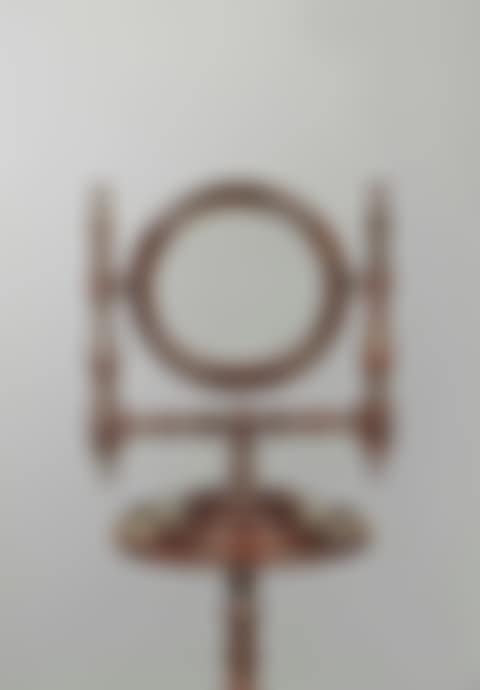 Vanity Mirror / Specchio da toilette (preview)