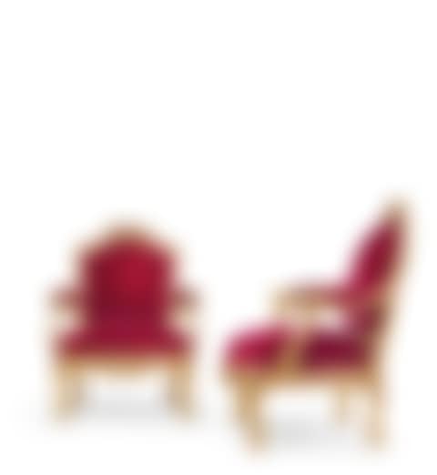 A PAIR OF LATE LOUIS XV GILT WALNUT FAUTEUILS A LA REINE (preview)