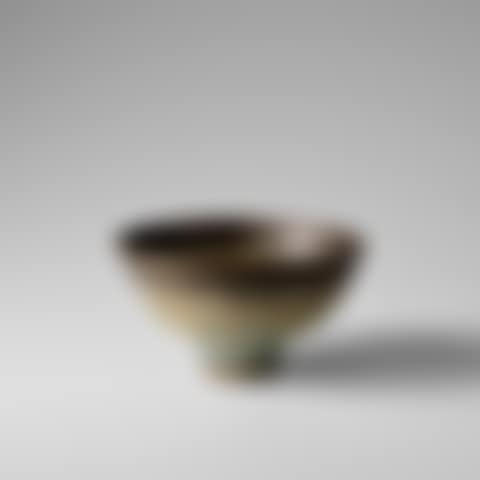 Footed bowl (preview)