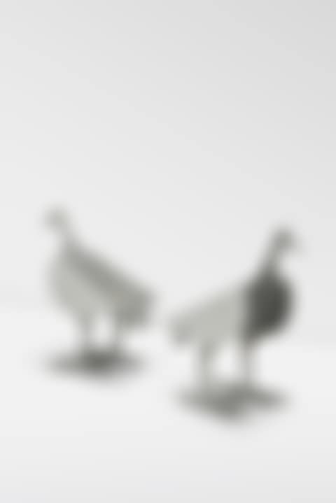 PAIRE DE FAUTEUILS 'OISEAU D'ARGENT' (preview)