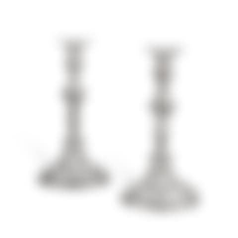Paire de flambeaux en argent par Louis-Joseph Lenhendrick (preview)