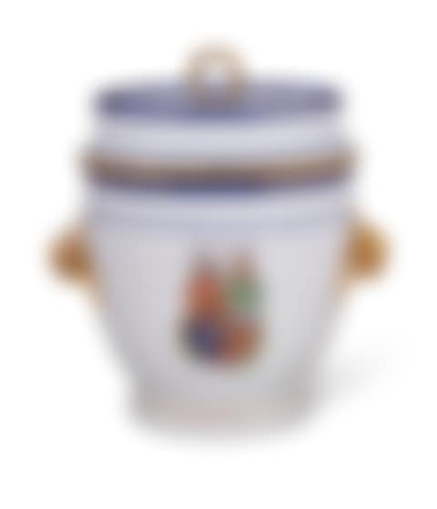 A CHINESE EXPORT PORCELAIN "SCOTTISH MARKET" ARMORIAL ICE PAIL, COVER AND LINER (preview)
