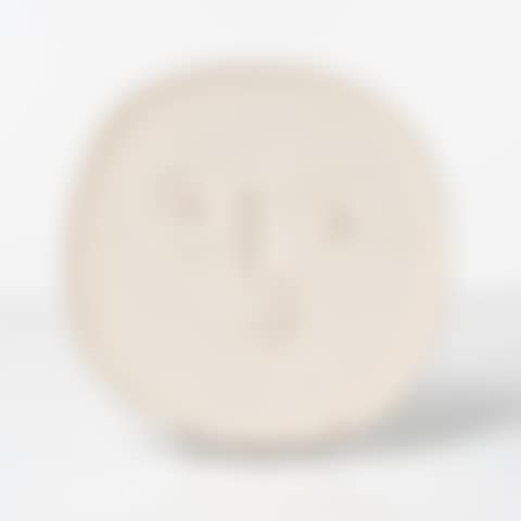 Face with big eyes (preview)
