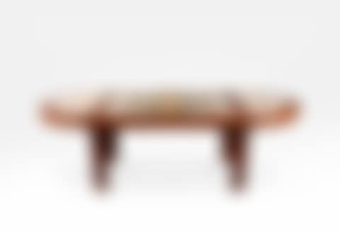 Dining table (preview)