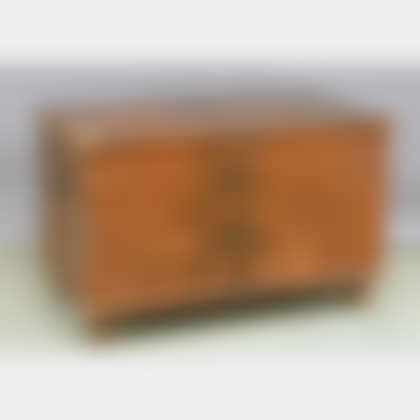 Grain Painted Poplar Dovetail-constructed Storage Box with Turned Feet (preview)