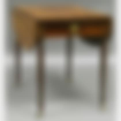 Federal Inlaid Mahogany Drop-leaf Pembroke Table with End Drawer and Reeded Legs (preview)
