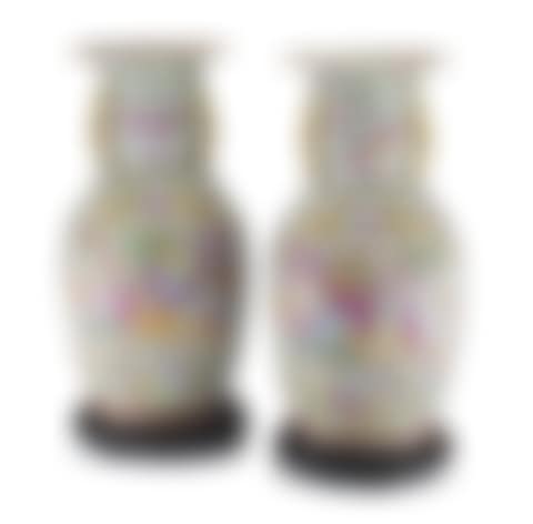 A pair of Chinese Canton famille-rose vases (preview)