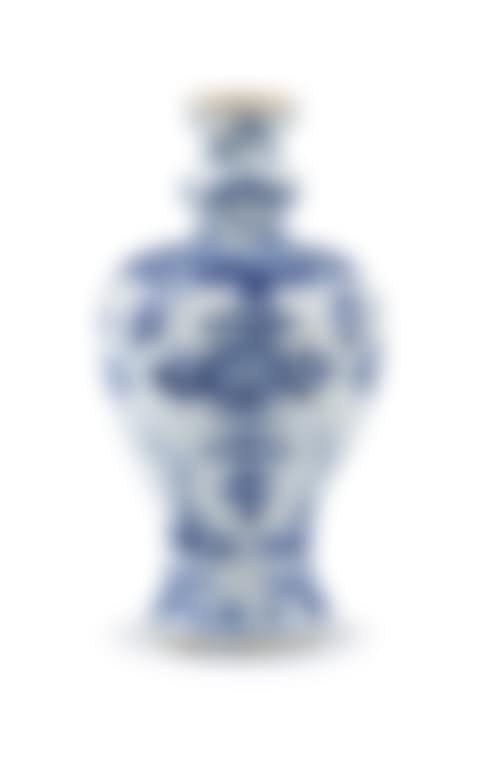 A Chinese blue and white vase (preview)