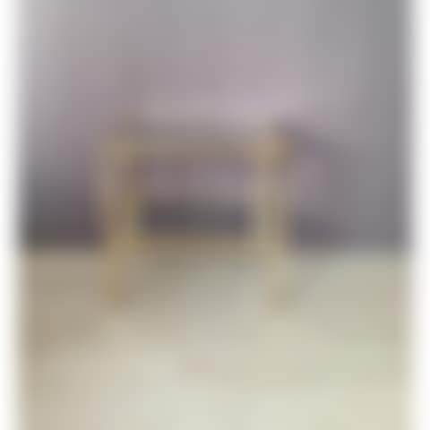 Table d"appoint à structure chromée tablettes médiane et supérieure en dalle de verre (preview)