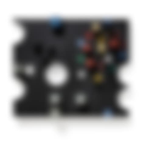 Relief rectangulaire, cercles découpés, carrés peints et découpés, cubes et cylindres surgissants (preview)