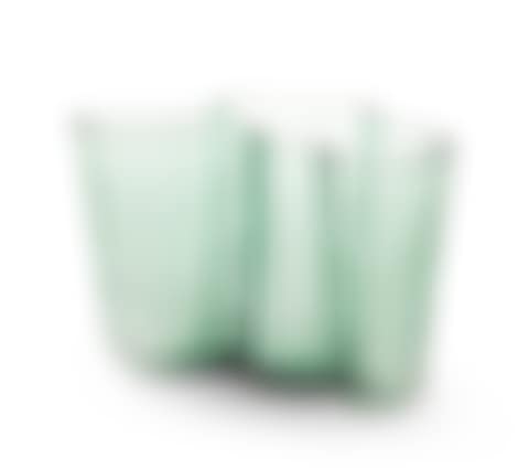 A "9750" vase (preview)