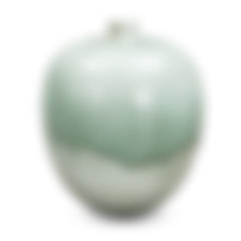 A stoneware urn (preview)