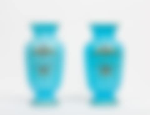 Pair of baluster vases on pedestal (preview)