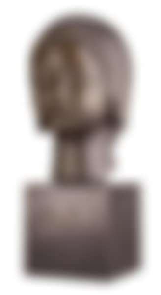 A girl"s head (preview)