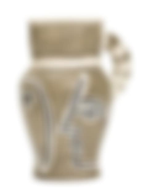 Pichet grave gris (preview)