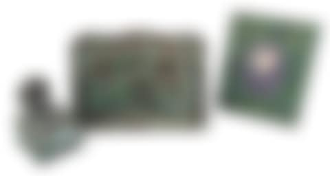 THREE DESK ITEMS (preview)
