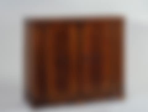 Dresser (preview)