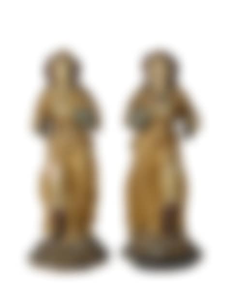 Angels holding candles (preview)
