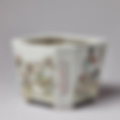 AN OCTAGONAL FAMILY ROSE JARDINIERE (preview)