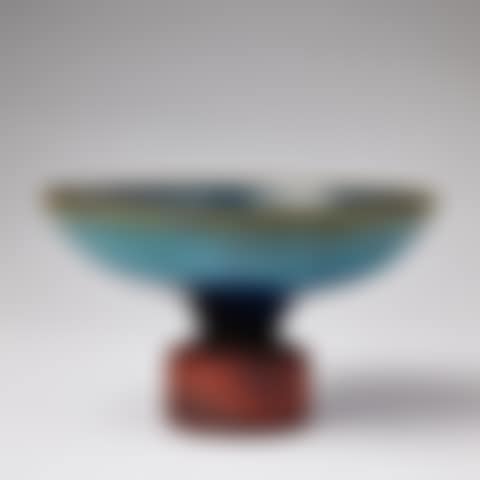 Bowl on foot (preview)