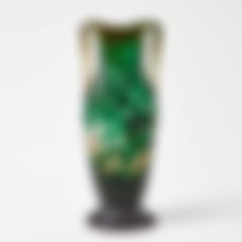 Vase with pendants (preview)
