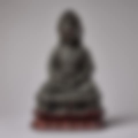 A LARGE BRONZE FIGURE OF GUANYIN (preview)