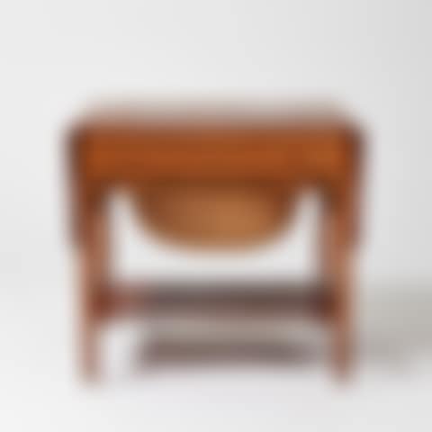 Sewing table (preview)