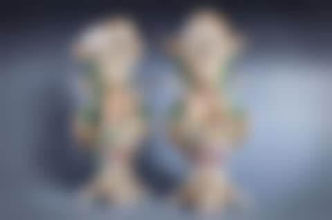Pair of porcelain vases (preview)