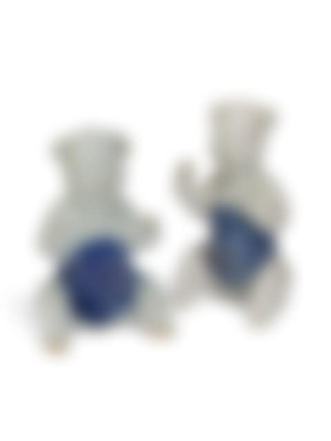 A PAIR OF CHINESE EXPORT PORCELAIN BLUE AND WHITE 'NANKING CARGO' FIGURES OF LAUGHING BOYS (preview)