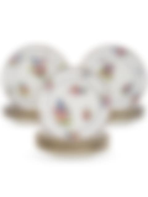 A SET OF SIXTEEN SEVRES PORCELAIN PLATES (preview)