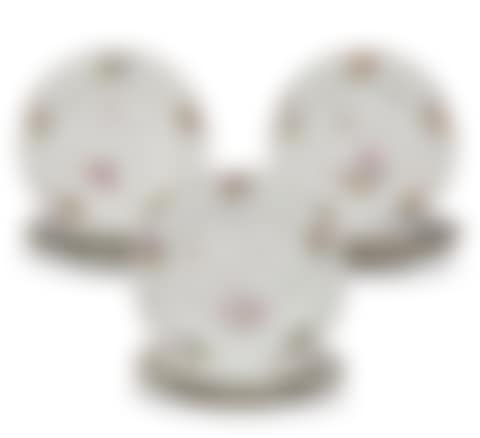 ELEVEN CHELSEA PORCELAIN SCALLOPED DESSERT PLATES (preview)