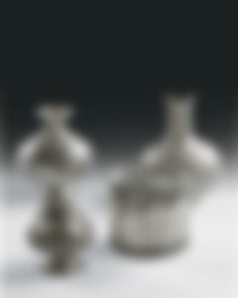 AN ASSORTED GROUP OF SILVER DECORATIVE OBJECTS (preview)