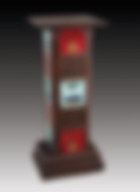 AN AMERICAN ARTS AND CRAFTS PEDESTAL (preview)
