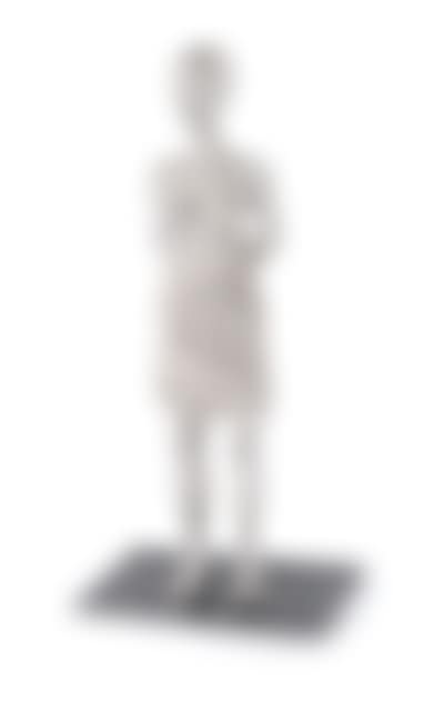 Standing woman (preview)