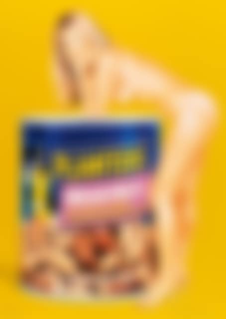 Mixed nuts (preview)