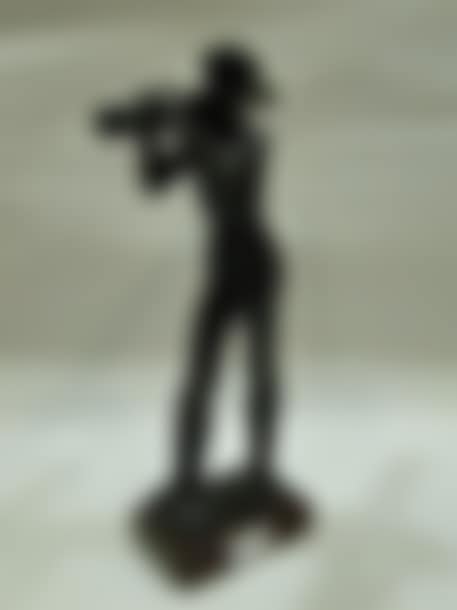 Worker at the crosspiece (preview)
