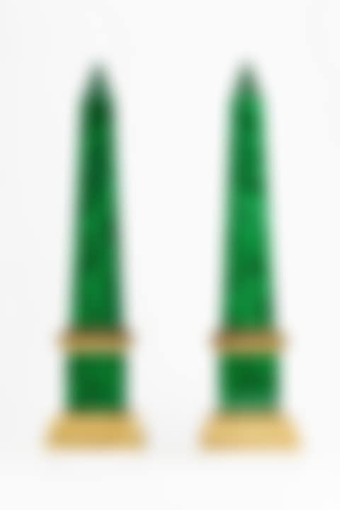 A pair of green obelisks (preview)