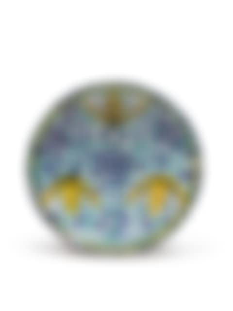 A London Delftware Polychrome Tulip Charger (preview)