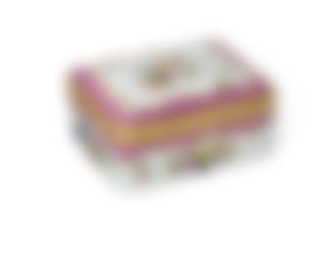 A GILT-METAL-MOUNTED MEISSEN PORCELAIN RECTANGULAR PUCE SCALE-PATTERN SNUFF-BOX AND COVER (preview)