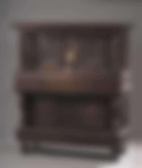 Oak credenza (preview)