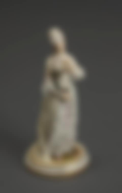 Figure of a Lady with Cat (preview)