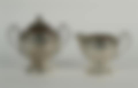 AMERICAN SILVER CREAMER AND COVERED SUGAR (preview)
